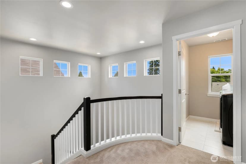 Property photo for 8438 Tacoma Avenue S, Tacoma photo 16