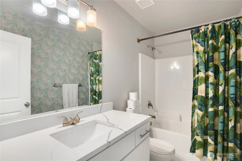 Property photo for 8438 Tacoma Avenue S, Tacoma photo 23