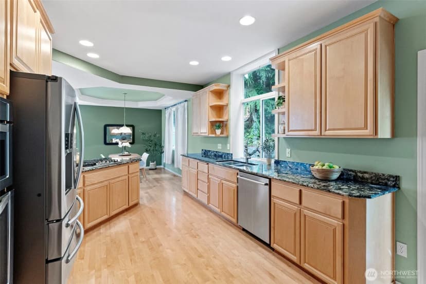 Property photo for 3532 Ne Shore Cliff Street, Bremerton photo 11