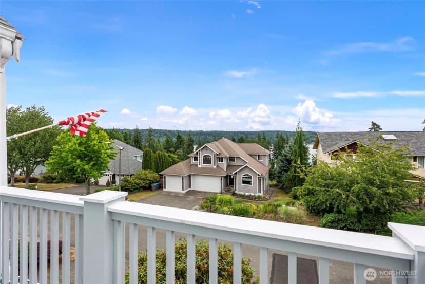 Property photo for 3532 Ne Shore Cliff Street, Bremerton photo 22
