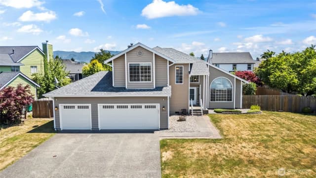 Property photo for 535 Blanchat Court, Enumclaw photo 2