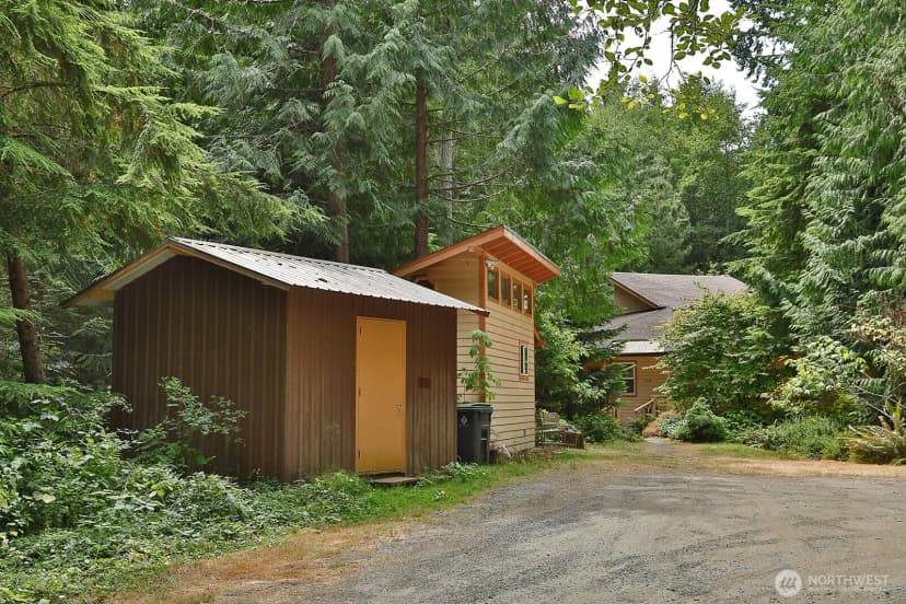 Property photo for 3048 Forest Lane, Langley photo 18