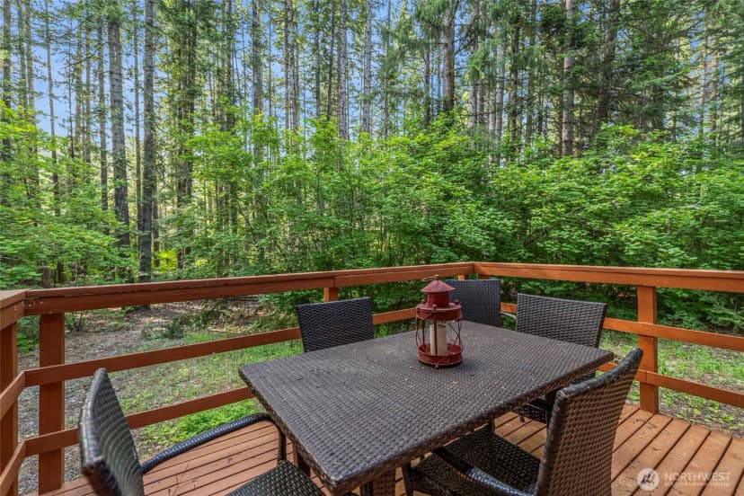 Property photo for 18690 Rieche Road, Lake Wenatchee photo 16