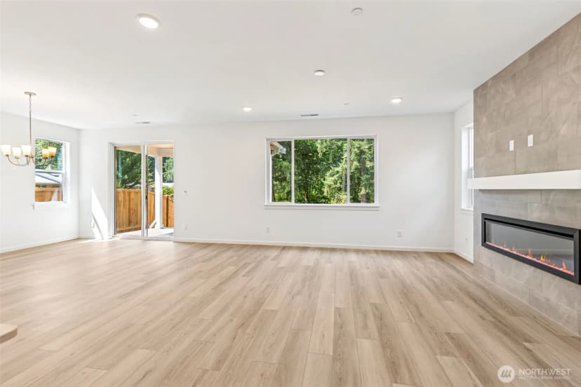 Property photo for 20424 E 97th Avenue E #6, Graham photo 15