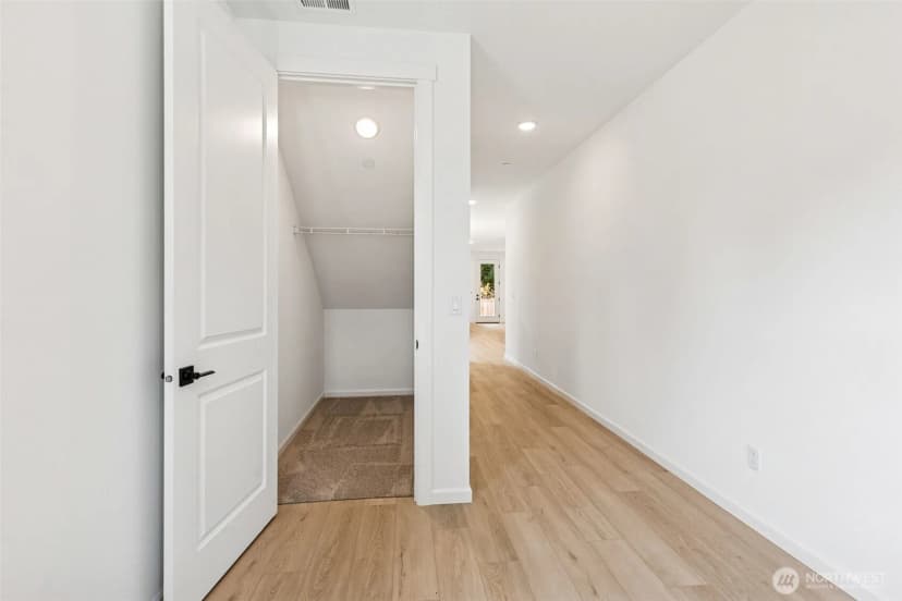 Property photo for 20432 97th Avenue E #8, Graham photo 2