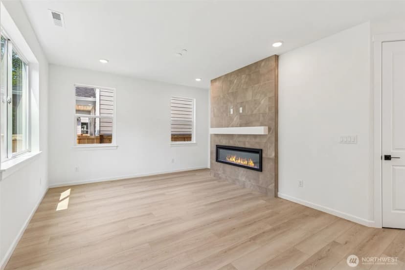 Property photo for 20432 97th Avenue E #8, Graham photo 20