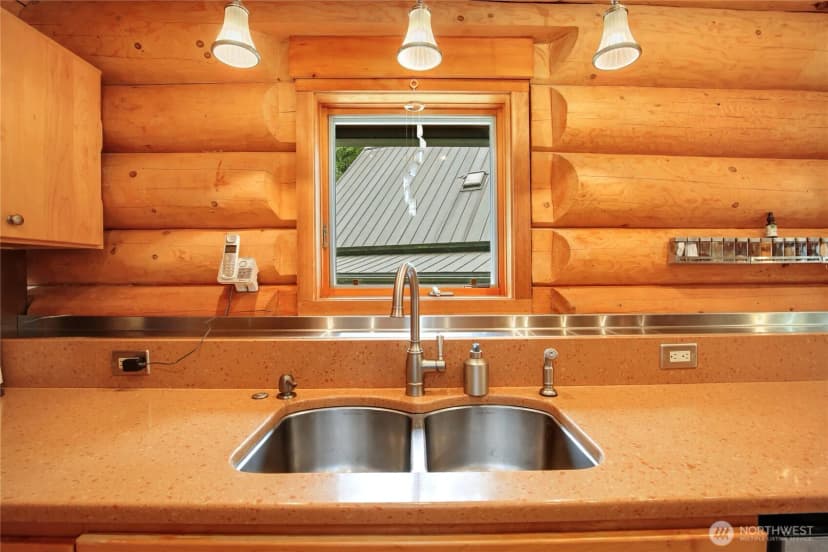 Property photo for 2548 Ne Rachels Lane, Poulsbo photo 8
