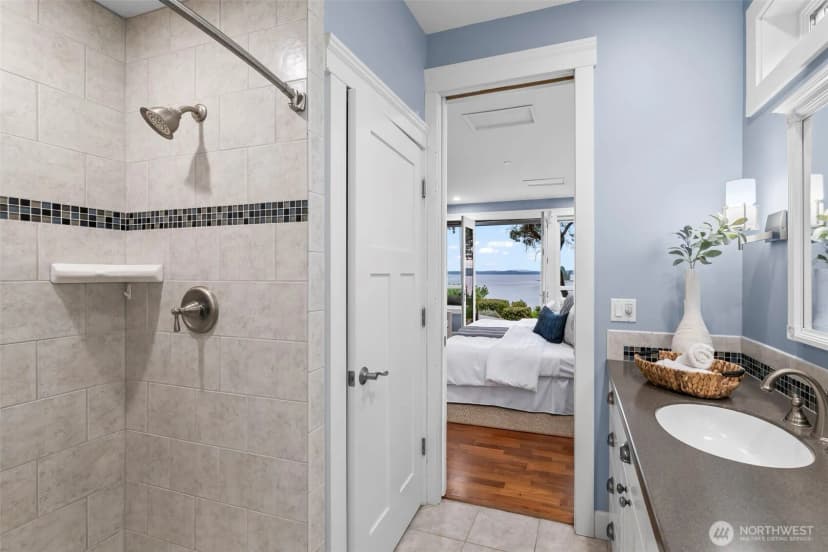 Property photo for 55 Raft Island Drive Nw, Gig Harbor photo 19