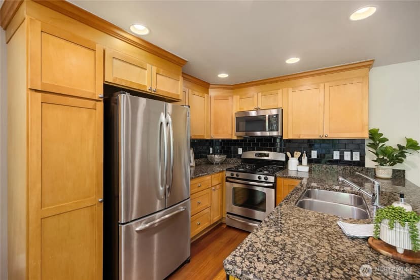 Property photo for 10290 Ne Ruddy Duck Lane, Bainbridge Island photo 9
