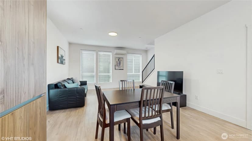 Property photo for 1300 E Remington Court #a, Seattle photo 9