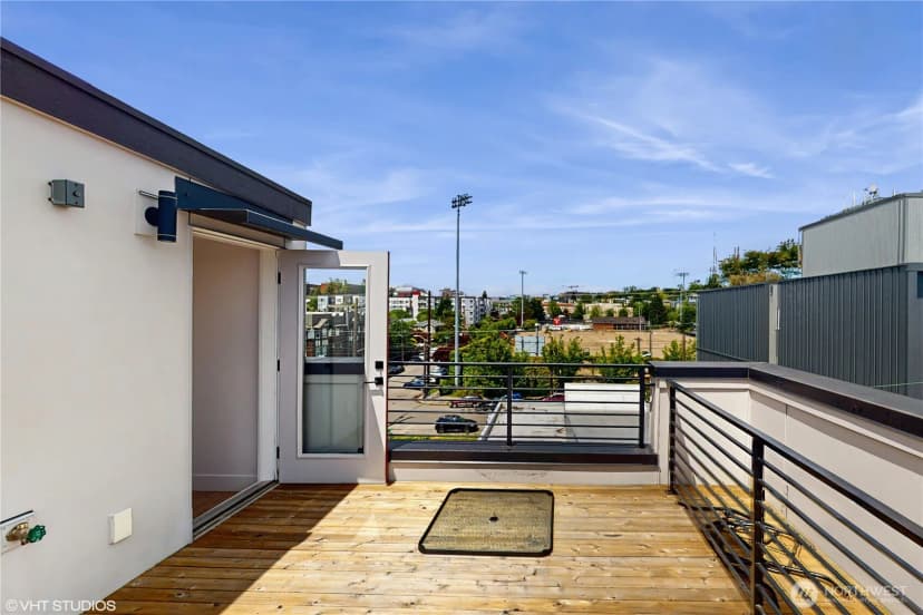 Property photo for 1300 E Remington Court #a, Seattle photo 19