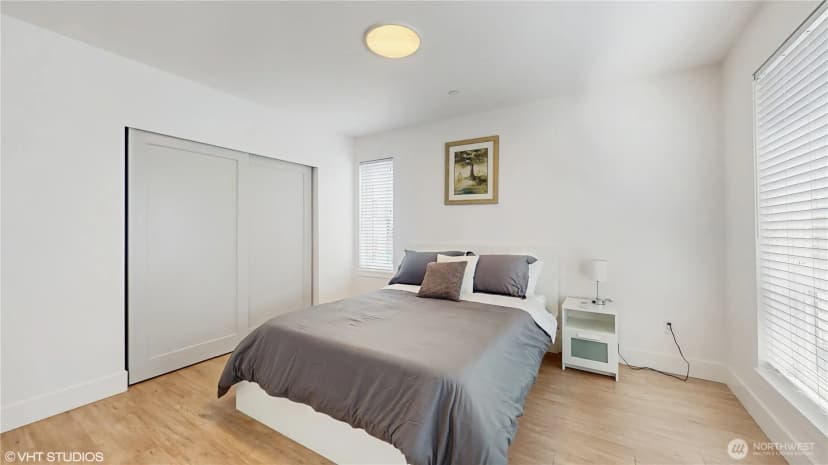 Property photo for 1300 E Remington Court #a, Seattle photo 17