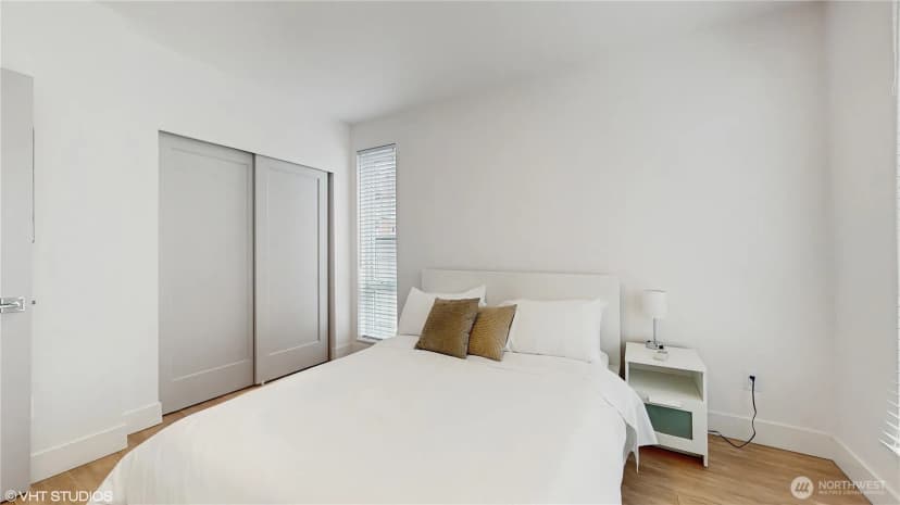 Property photo for 1300 E Remington Court #a, Seattle photo 14