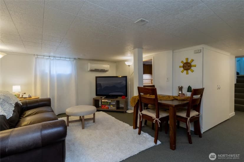 Property photo for 210 Se 4th Street, College Place photo 22