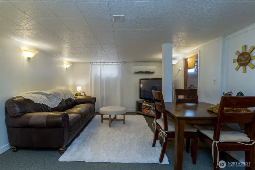 Property photo for 210 Se 4th Street, College Place photo 21