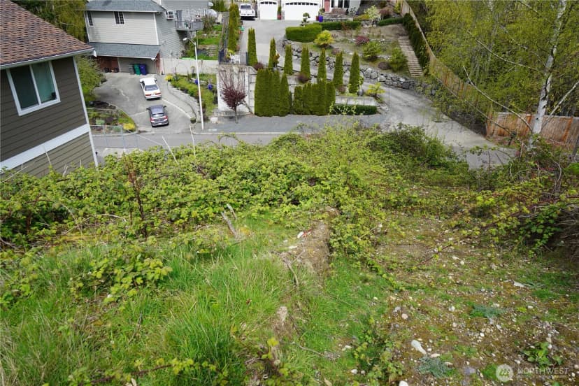 Property photo for 1803 19th Drive, Mukilteo photo 3