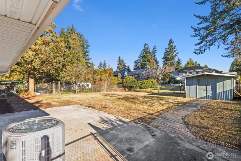 Property photo for 19212 Wallingford Avenue N, Shoreline photo 3