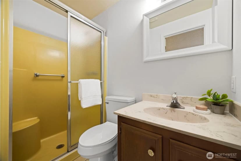Property photo for 606 N State Street, Bellingham photo 17