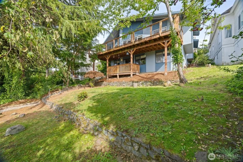 Property photo for 606 N State Street, Bellingham photo 37