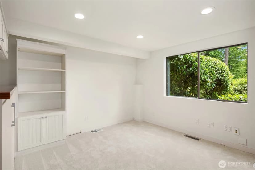 Property photo for 5665 E Mercer Way, Mercer Island photo 25