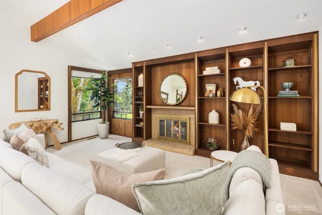 Property photo for 5665 E Mercer Way, Mercer Island photo 4
