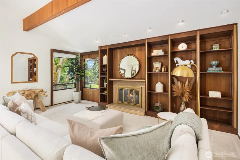 Property photo for 5665 E Mercer Way, Mercer Island photo 4