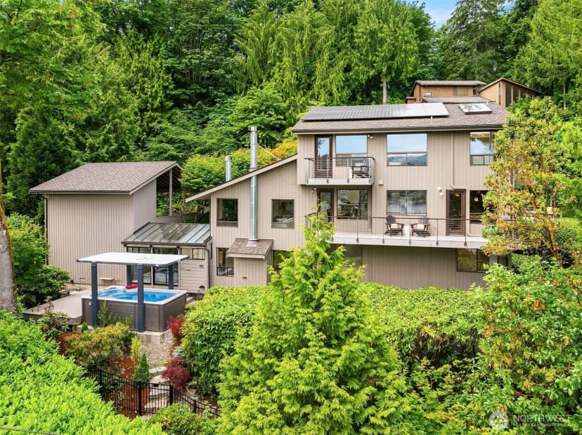 Property photo for 5665 E Mercer Way, Mercer Island photo 32