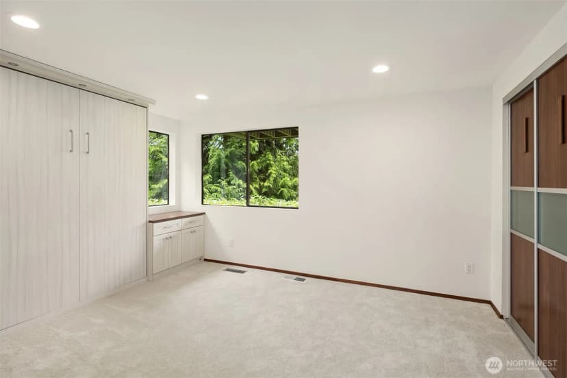 Property photo for 5665 E Mercer Way, Mercer Island photo 26