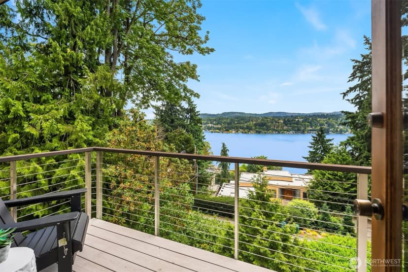 Property photo for 5665 E Mercer Way, Mercer Island photo 20