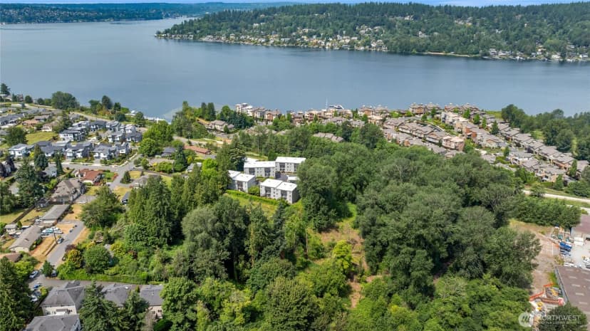 Property photo for 1412 N 40th Street, Renton photo 31