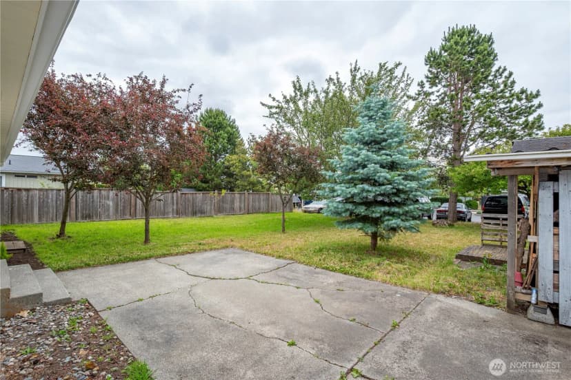Property photo for 110 N Oak Harbor Road, Oak Harbor photo 25