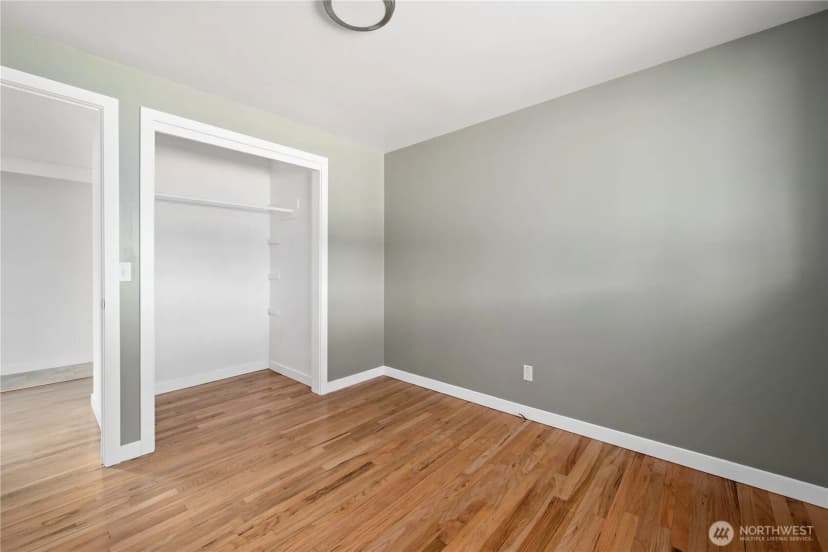 Property photo for 110 N Oak Harbor Road, Oak Harbor photo 23