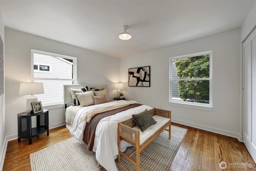 Property photo for 8811 12th Avenue Ne, Seattle photo 16
