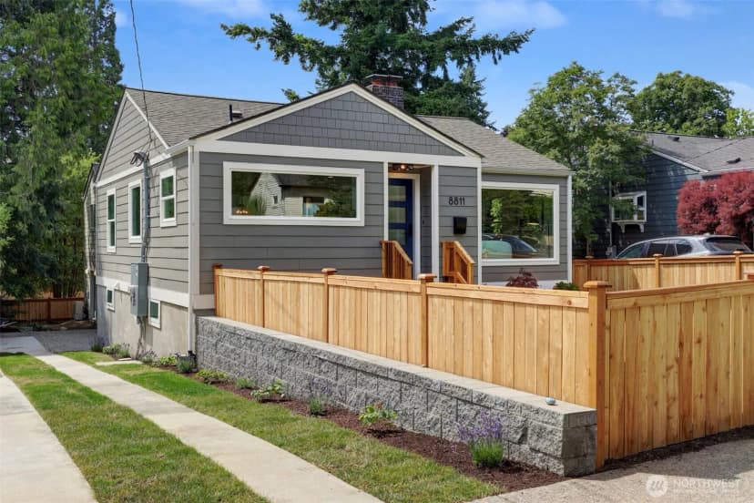 Property photo for 8811 12th Avenue Ne, Seattle photo 28