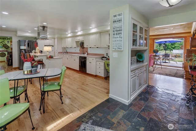 Property photo for 5409 Vickery Avenue E, Tacoma photo 5