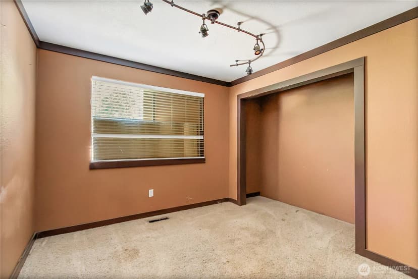Property photo for 14524 Canyon Road, Puyallup photo 16