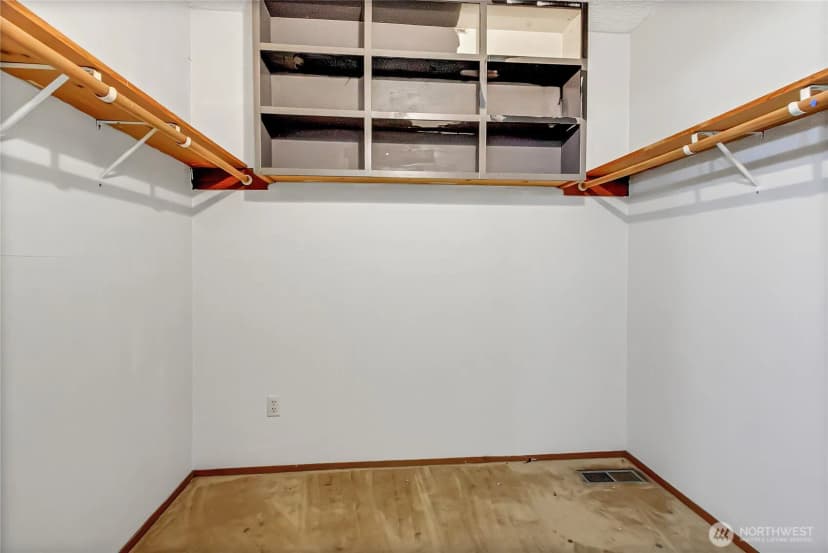 Property photo for 14524 Canyon Road, Puyallup photo 14