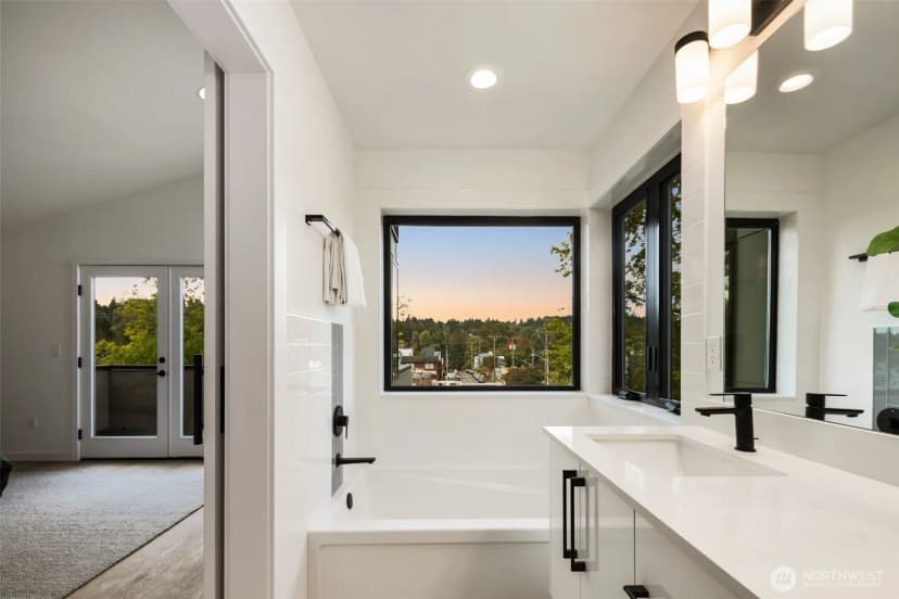 Property photo for 5606 23rd Avenue Sw, Seattle photo 22