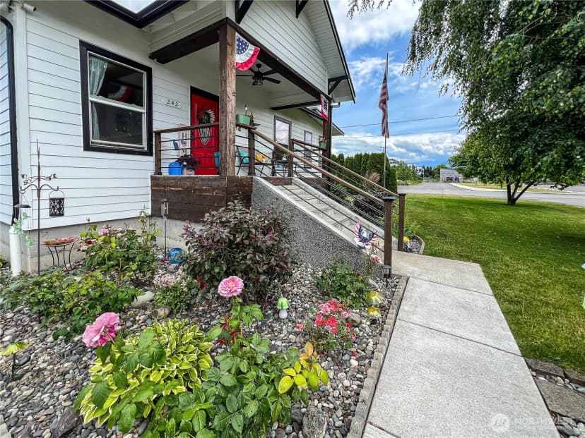 Property photo for 242 Morton St., Sumas photo 3