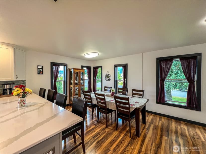 Property photo for 242 Morton St., Sumas photo 9