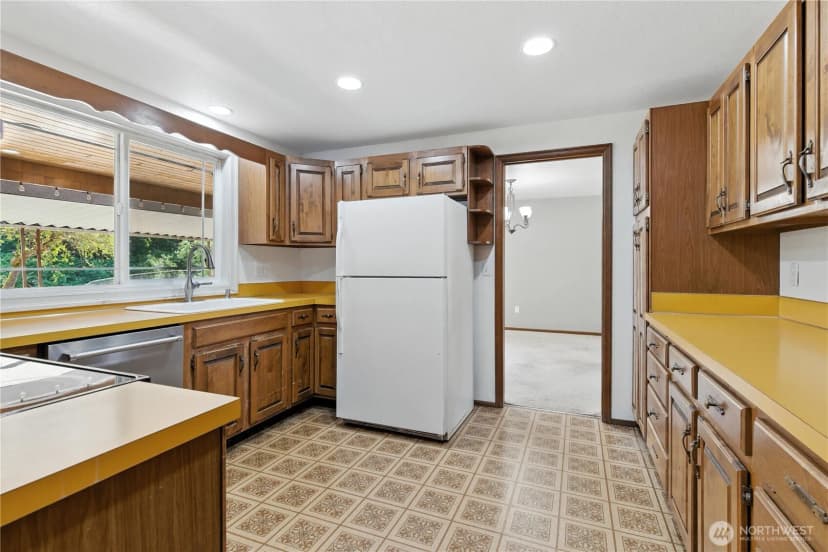 Property photo for 22 Riverview Drive Ne, Auburn photo 32