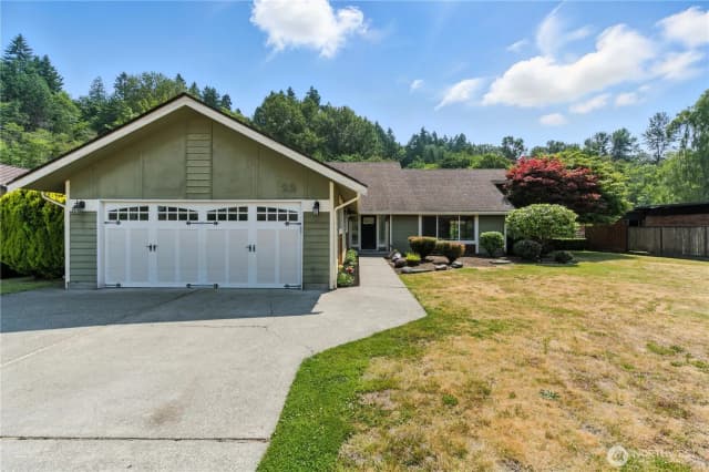 Property photo for 22 Riverview Drive Ne, Auburn photo 2