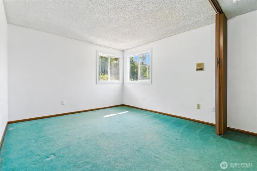 Property photo for 22 Riverview Drive Ne, Auburn photo 8
