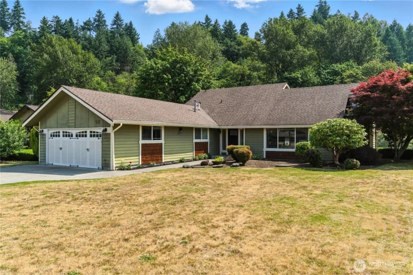 Property photo for 22 Riverview Drive Ne, Auburn
