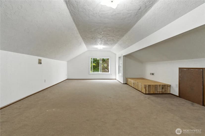 Property photo for 22 Riverview Drive Ne, Auburn photo 6