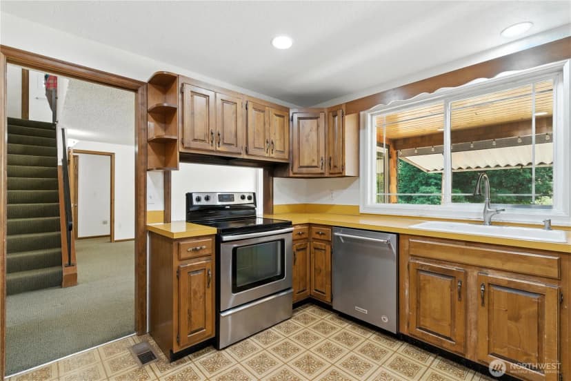 Property photo for 22 Riverview Drive Ne, Auburn photo 31