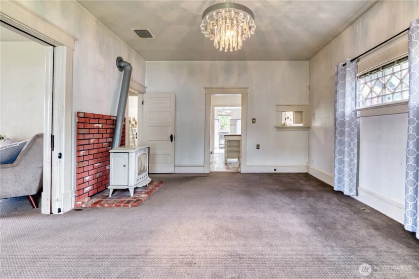 Property photo for 976 Peace Portal Drive, Blaine photo 10