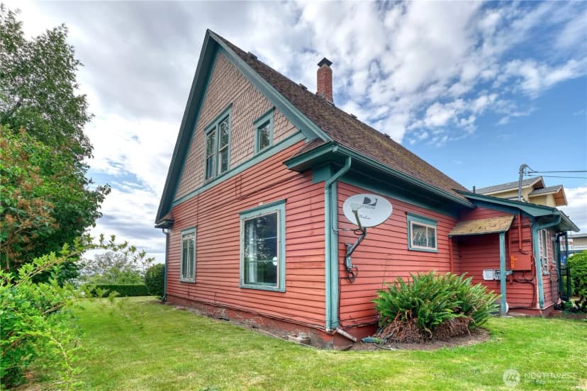 Property photo for 976 Peace Portal Drive, Blaine photo 23