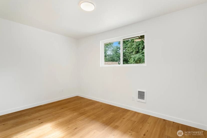 Property photo for 12611 135th, Puyallup photo 17