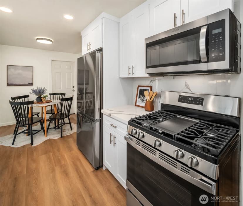 Property photo for 30420 3rd Place S, Federal Way photo 11